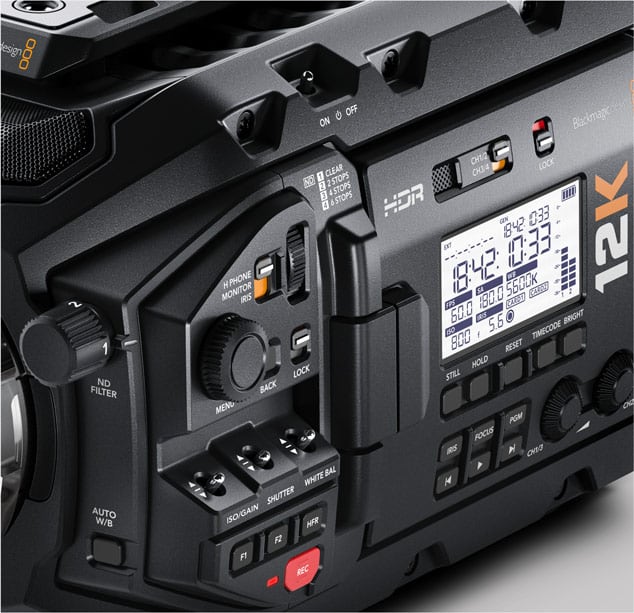 Blackmagic URSA Mini Pro 12K – Upravljanje in statusni zaslon
