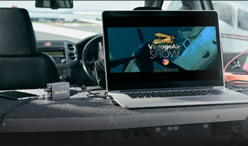 Dva synchronizované výstupy SDI