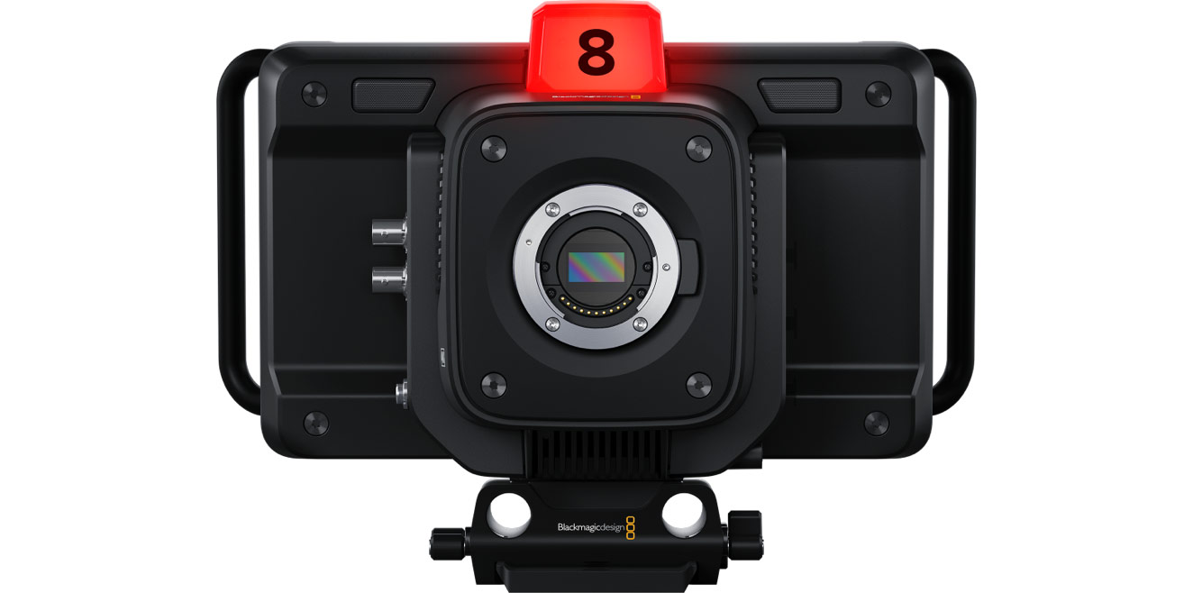 Blackmagic Studio Camera 4K Plus G2, pogled od spredaj