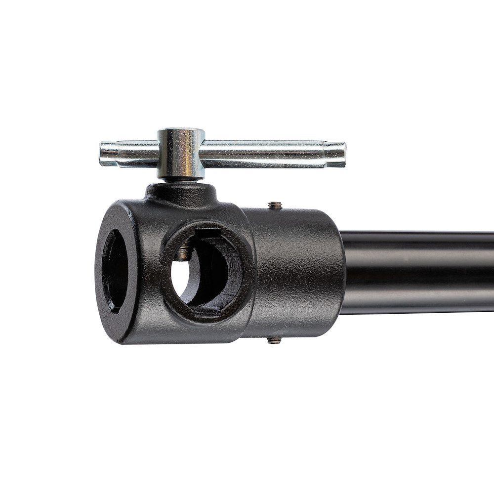 Podrobnost tridelne konstrukcije Manfrotto 272B