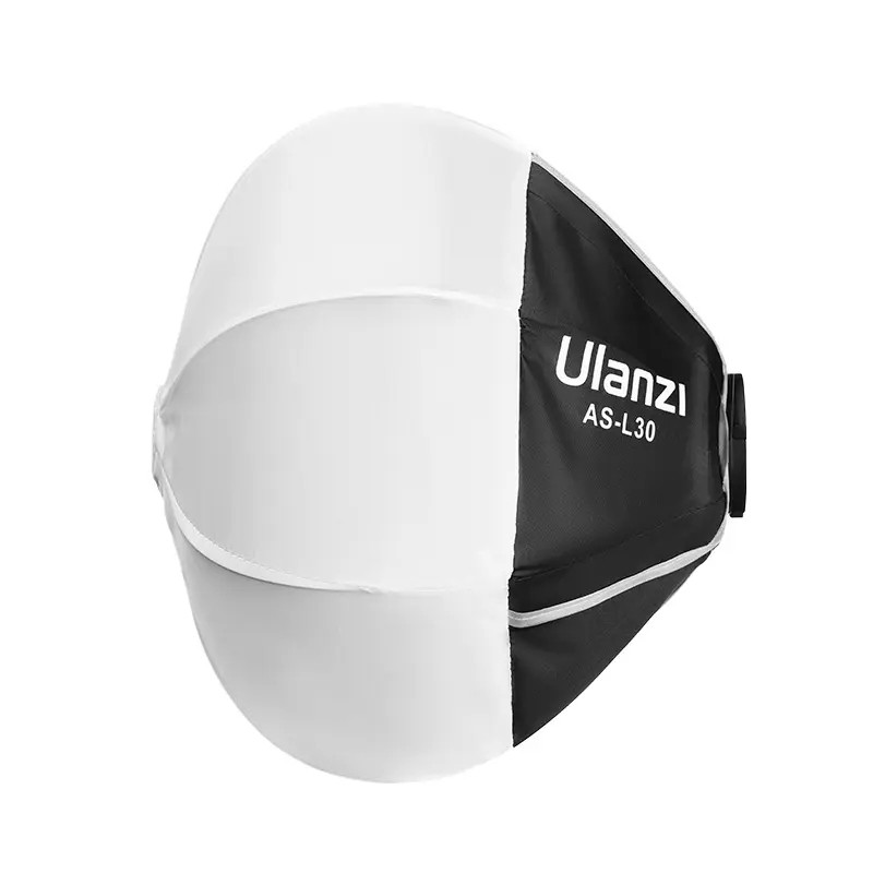 Ulanzi AS-L30 při nasvícení scény
