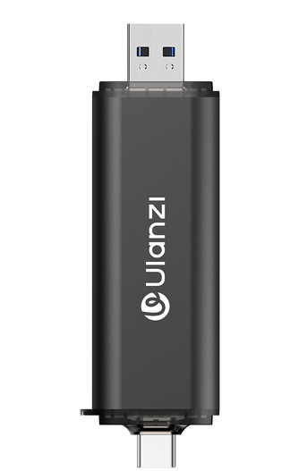 Integrované konektory USB-A a USB-C čtečky Ulanzi CR3