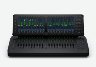 Fairlight Live Audio Panel 20 z dvema zaslonoma na dotik