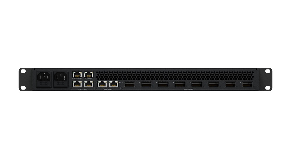 Zadnji priključki Blackmagic Ethernet Switch 820
