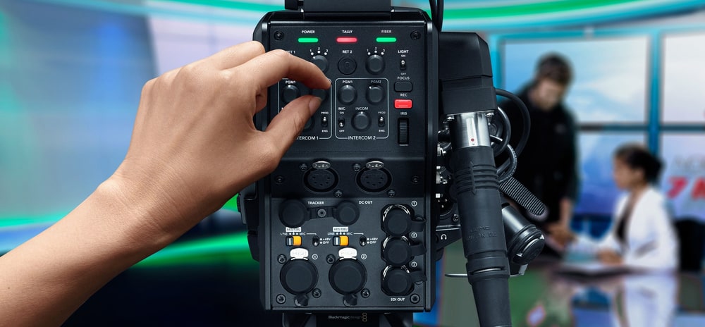Blackmagic Design Camera Fiber Converter – Studijsko upravljanje na zadnji strani kamere
