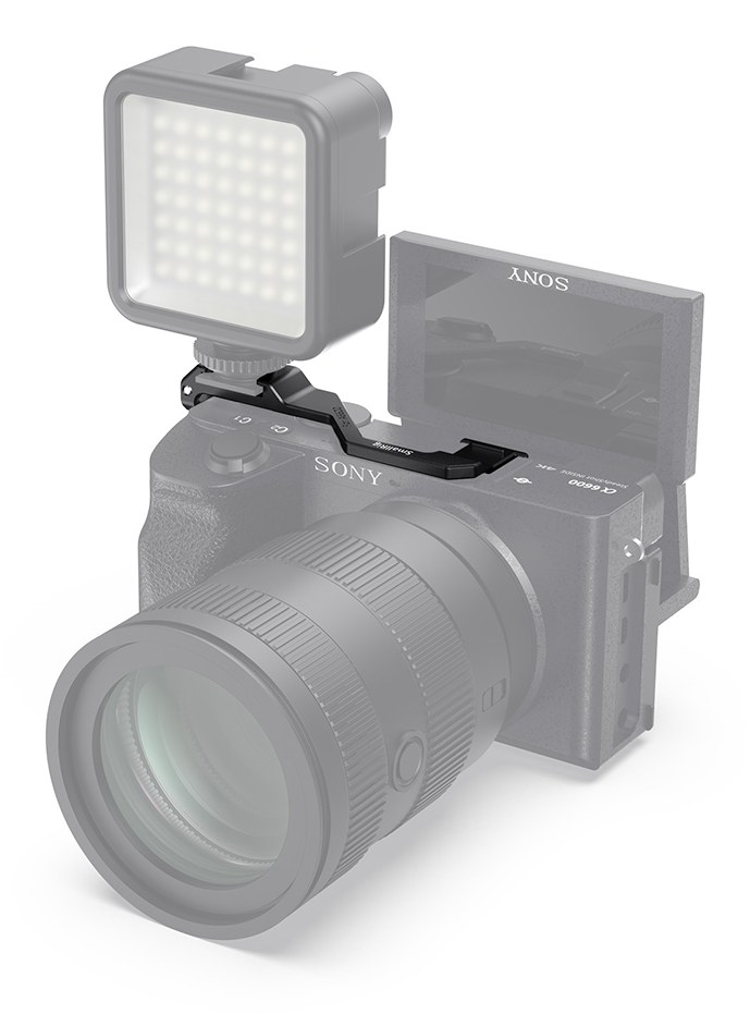 desna stranska ploščica za namestitev na čevelj za fotoaparat Sony a6600