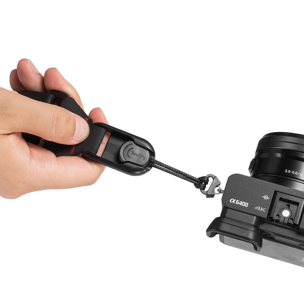 Ramenski trak za fotoaparat