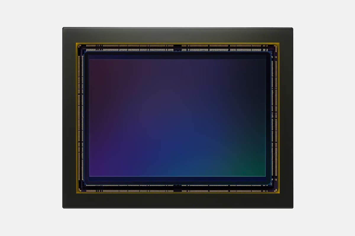 Polnoformatni večslojni senzor Exmor RS kamere Sony FX5