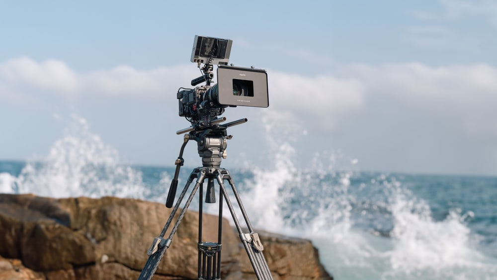 Od brezzrcalnega fotoaparata do filmske kamere
