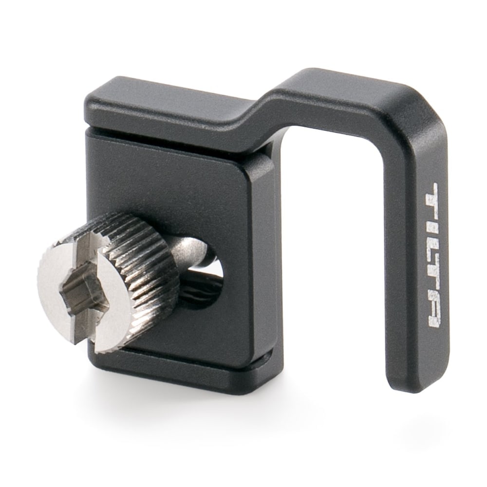 Sponka za kabel HDMI na boku kletke
