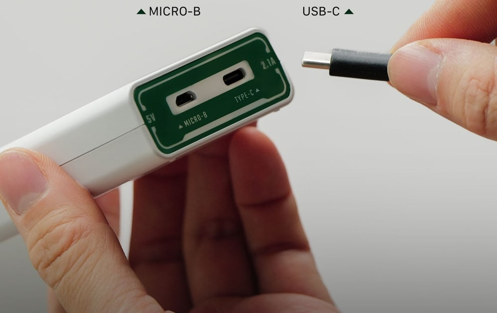 Dva vhoda: USB-C in Micro-USB