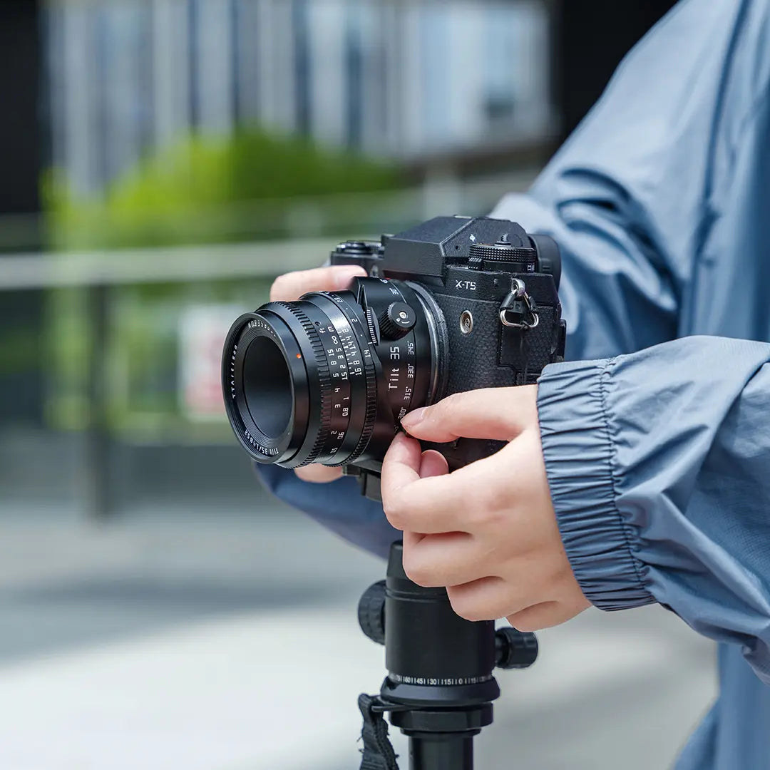 TTArtisan APS-C Tilt 35mm F1.4