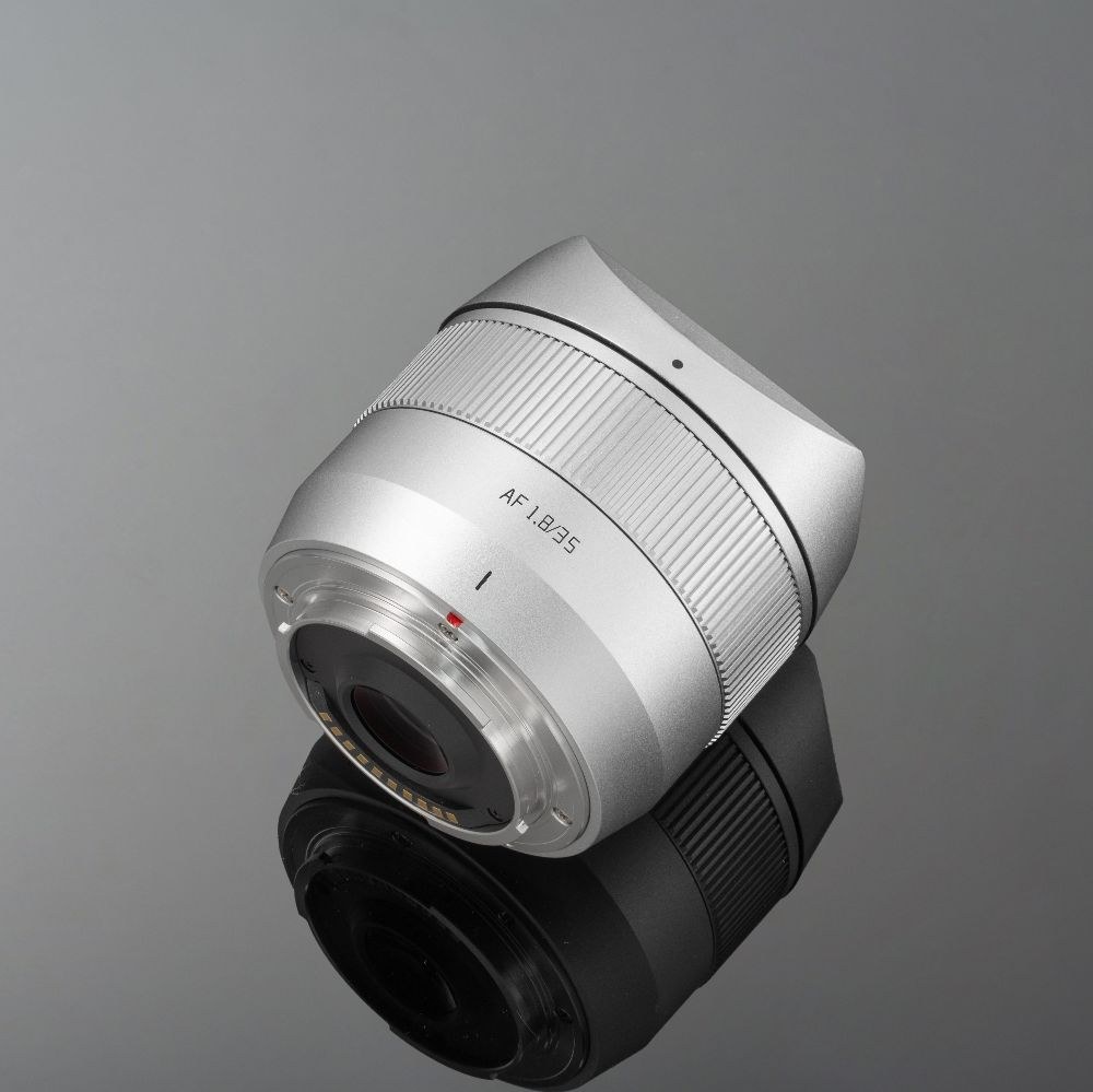 TTArtisan APS-C AF 35mm F1.8 II – Samodejno ostrenje z motorjem STM