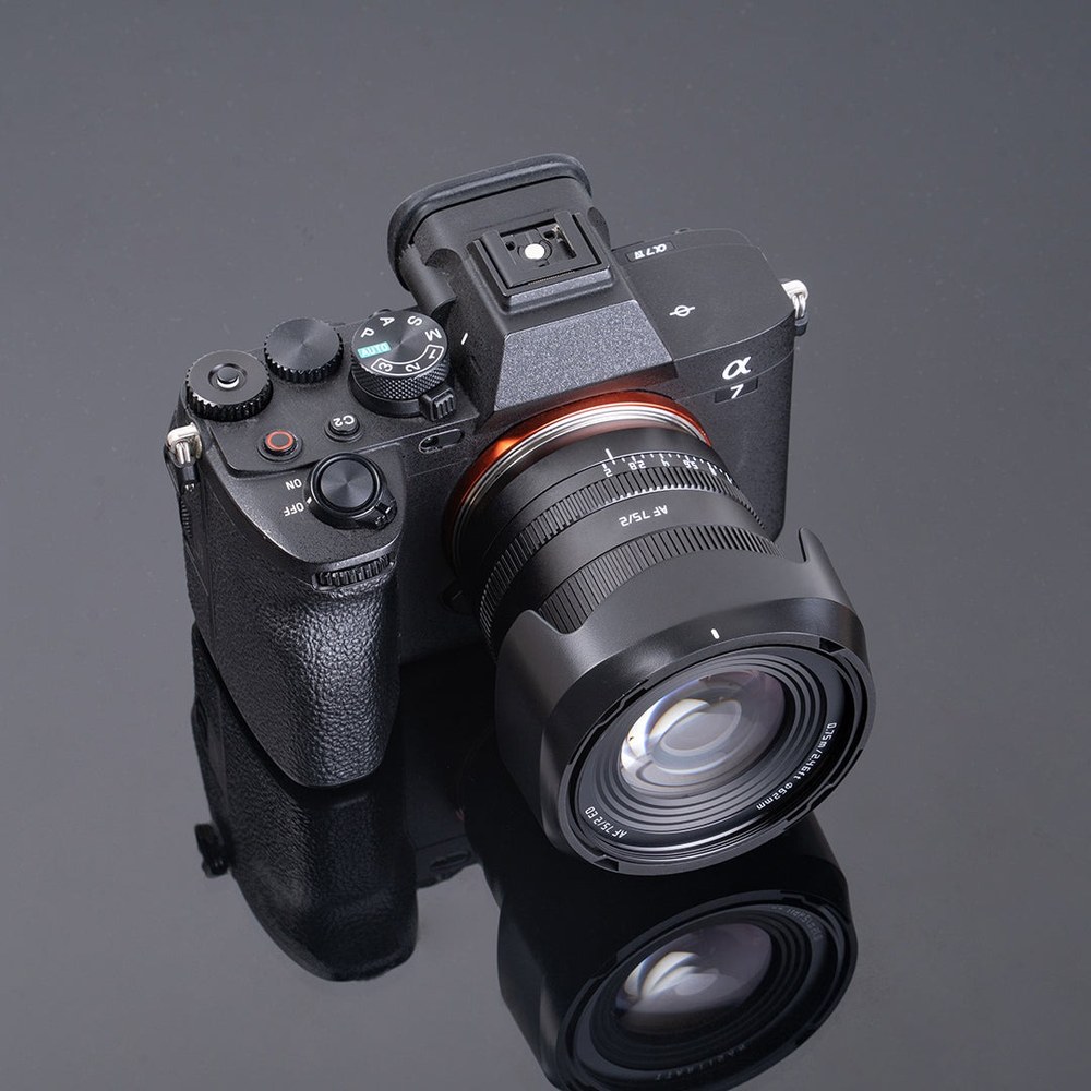 TTArtisan AF 75mm F2 – Hitro in tiho ostrenje