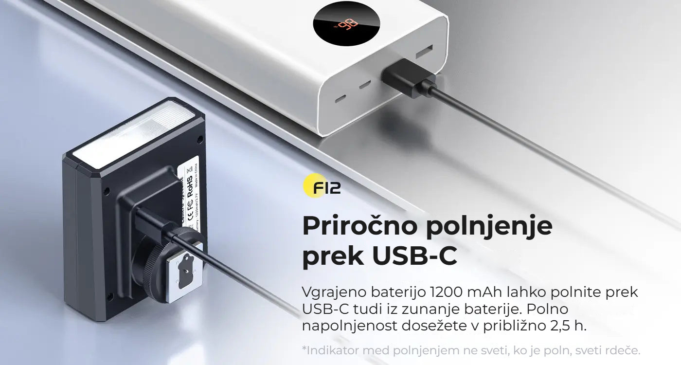 Ulanzi F12 V2 mini blesk – Nabíjení přes USB-C