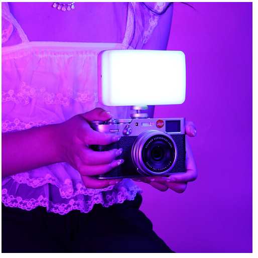 Ulanzi VL120 RGB LED světlo (bílé) – Světlo na fotoaparát